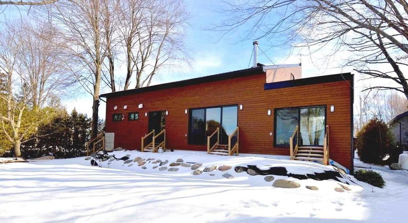 44 Irving Dr, Georgina, L0E1N0 | Image 3