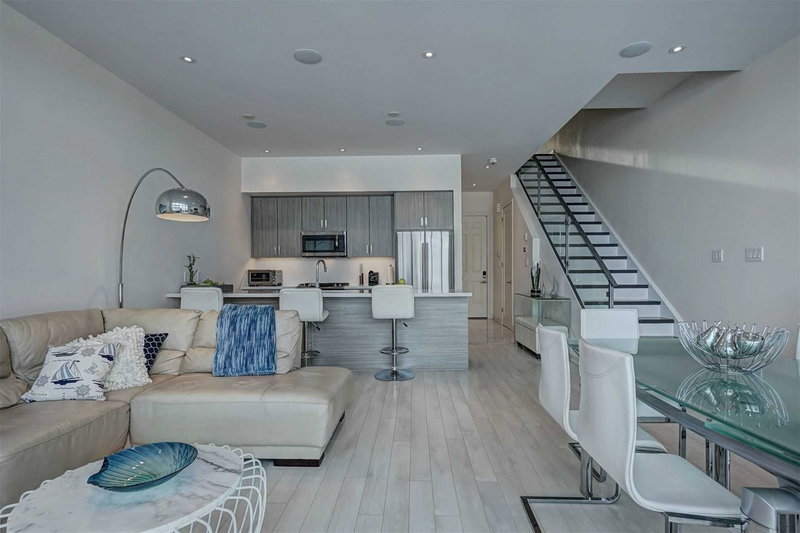 3687 Riva Ave, Innisfil, L9S0L5 | Image 3