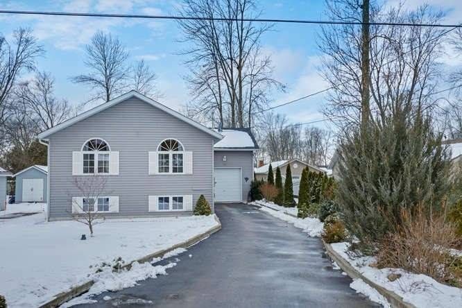 784 Rockaway Rd, Georgina, L0E1S0 | Image 2