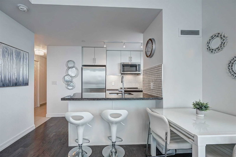 A307 - 241 Sea Ray Ave, Innisfil, L9S 0L9 | Image 2