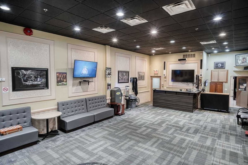 14 - 3300 Steeles Ave, Vaughan, L4K 2Y4 | Image 2