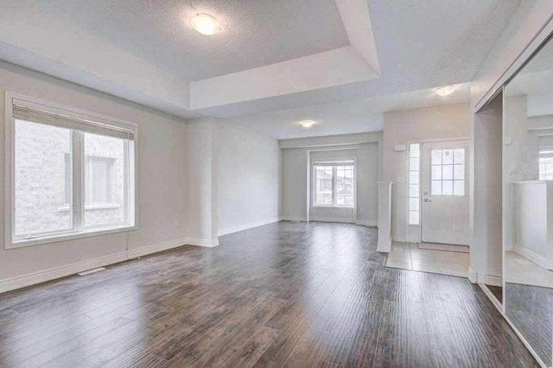 1362 Butler St, Innisfil, L9S0H2 | Image 2