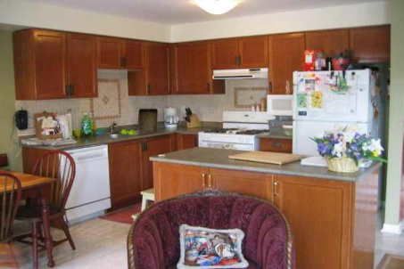 2 Castle Park Blvd, Vaughan, L4H1M5 | Image 3