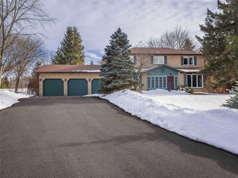 46 William St, East Gwillimbury, L0G1V0 | Image 2