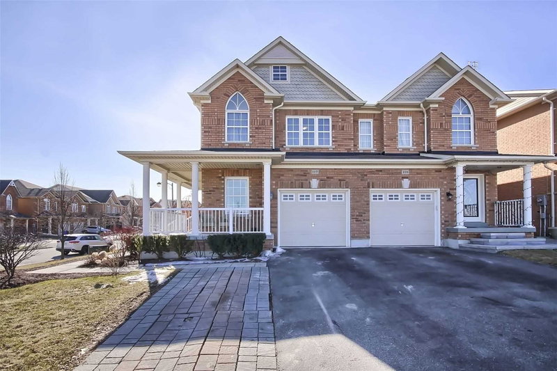 117 Four Seasons Cres, Newmarket, L9N0C4 | Image 2