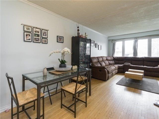 Main - 140 Cherrywood Dr, Newmarket, L3Y2X7 | Image 3