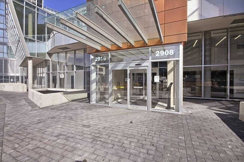 1308 - 2916 Highway 7 Rd, Vaughan, L4K0K6 | Image 2