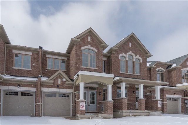 1514 Mcroberts Cres, Innisfil, L9S 0J9 | Image 2