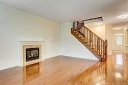 7 West Park Ave, Bradford West Gwillimbury, L3Z 0A5 | Image 3