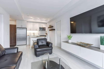 Unit D329 — 333 Sea Ray Ave, Innisfil - Rural Innisfil image-0-4