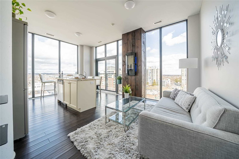 602 - 10376 Yonge St, Richmond Hill, L4C3B8 | Image 3