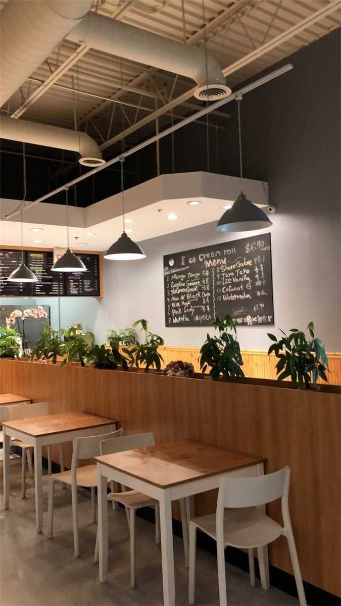 21 - 16655 Yonge St, Newmarket, L3X 1V6 | Image 3