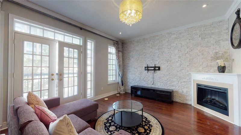 72 Upper Duke Cres, Markham, L6G0C4 | Image 2