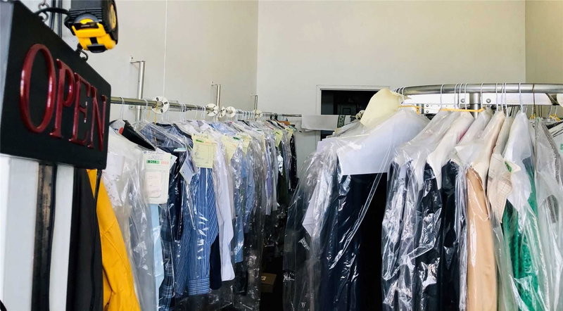 10620 Yonge St, Richmond Hill, L4C 3L8 | Image 3