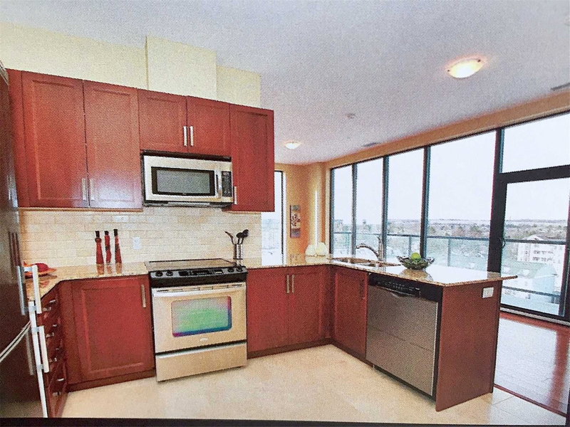 Ph707 - 10376 Yonge St, Richmond Hill, L4C3B8 | Image 3