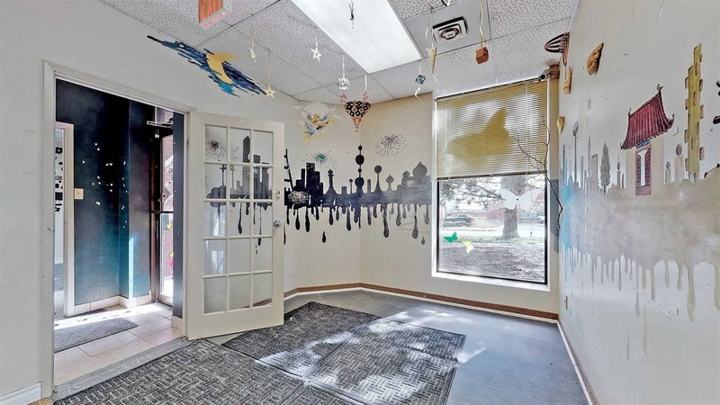 17 - 80 West Beaver Creek Rd, Richmond Hill, L4B 1H3 | Image 3