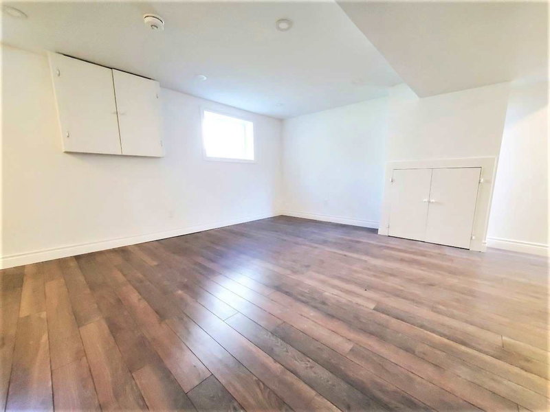 Basemnt - 22 Knowles Cres, Aurora, L4G1Z7 | Image 2