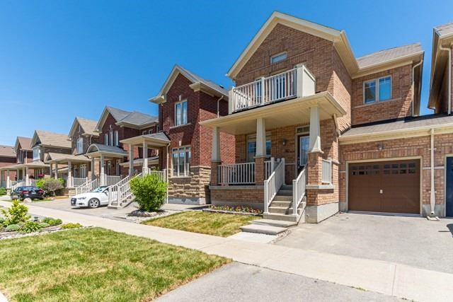 142 Betony Dr, Richmond Hill, L4E0P3 | Image 2
