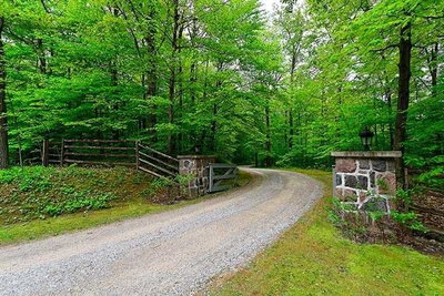 Detached House sold at 4235 17th Sideroad, King, Ontario, L7B1K4 - Rural King - MLS: N4800659