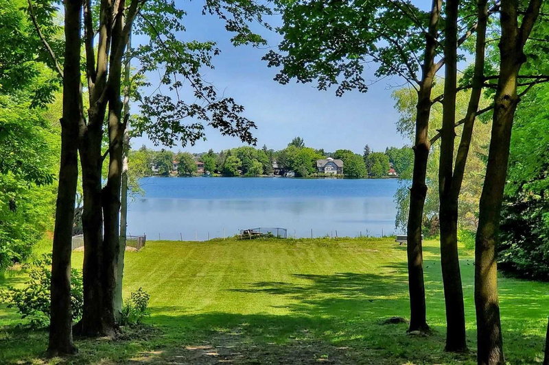 442 Sunset Beach Rd, Richmond Hill, L4E 3J2 | Image 3