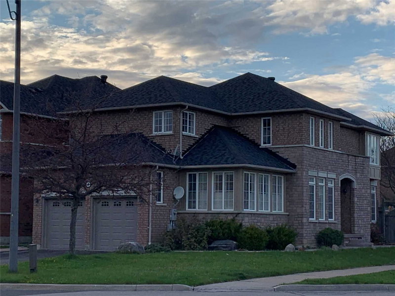 2 Sequoia Rd, Vaughan, L4L1R1 | Image 2