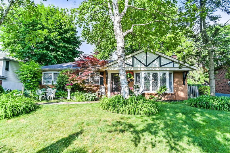 48 Lincoln Green Dr, Markham, L3P1R7 | Image 2