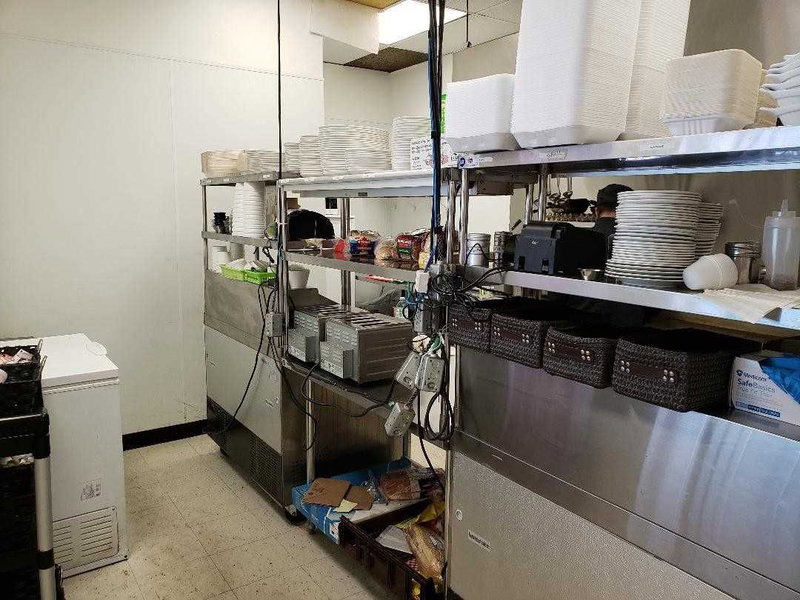 10620 Yonge St, Richmond Hill, L4C 3C5 | Image 3