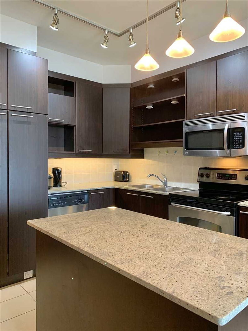 Lph10 - 37 Galleria Pkwy, Markham, L3T0A5 | Image 3