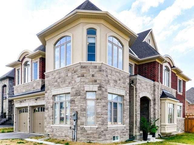 70 Bond Cres, Richmond Hill, L4E3K4 | Image 2