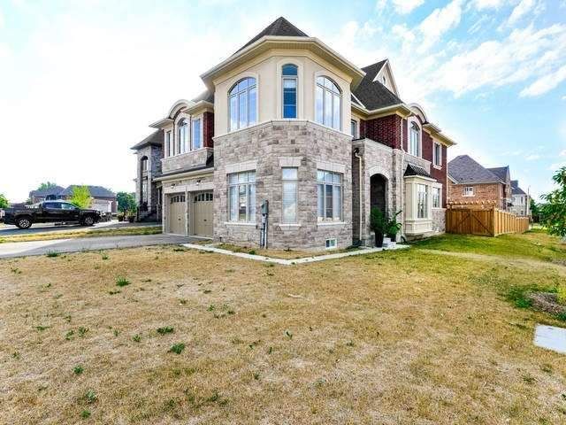 70 Bond Cres, Richmond Hill, L4E3K4 | Image 3