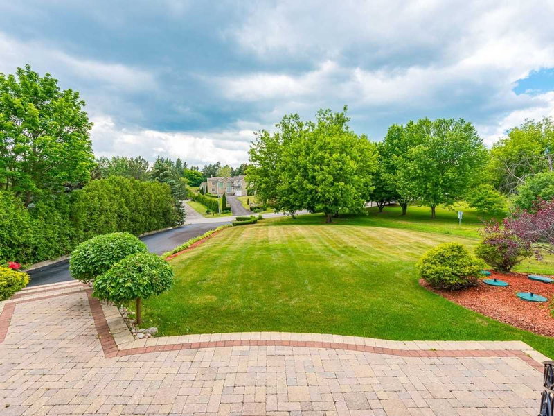 776 Woodland Acres Cres, Vaughan, L6A1G2 | Image 3