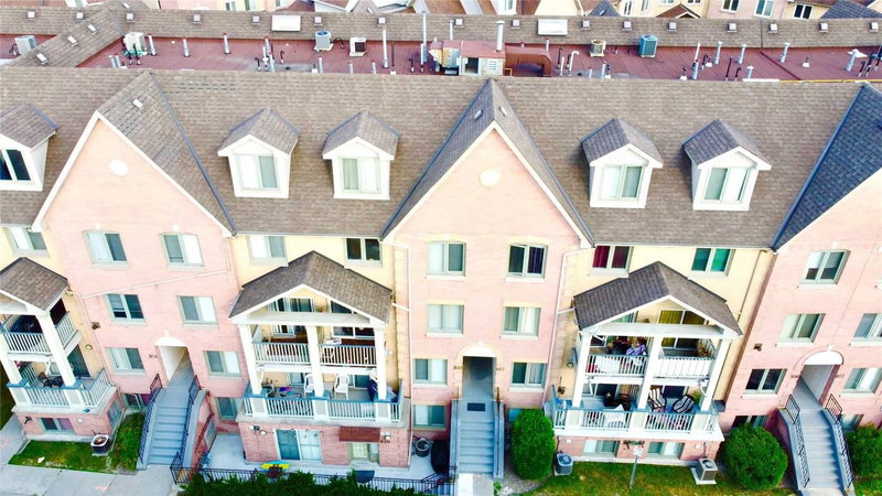 821 - 75 Weldrick Rd, Richmond Hill, L4C0H9 | Image 2