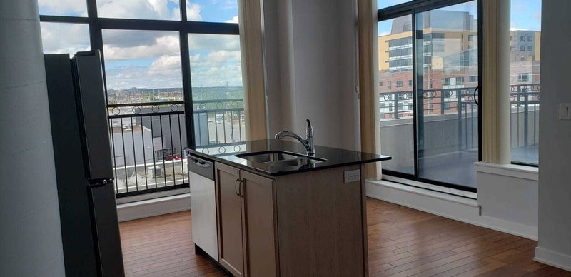 402 - 10376 Yonge St, Richmond Hill, L4C3B8 | Image 2