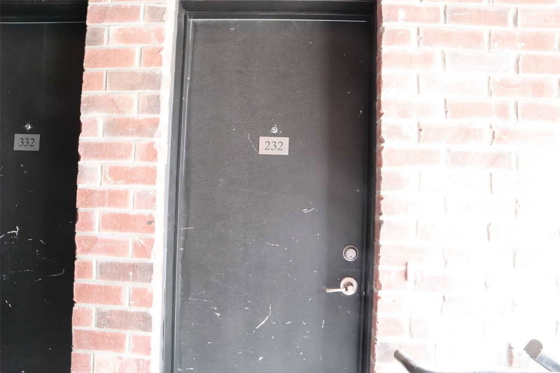 232 - 7 Bellcastle Gate, Whitchurch-Stouffville, L4A 0W5 | Image 3