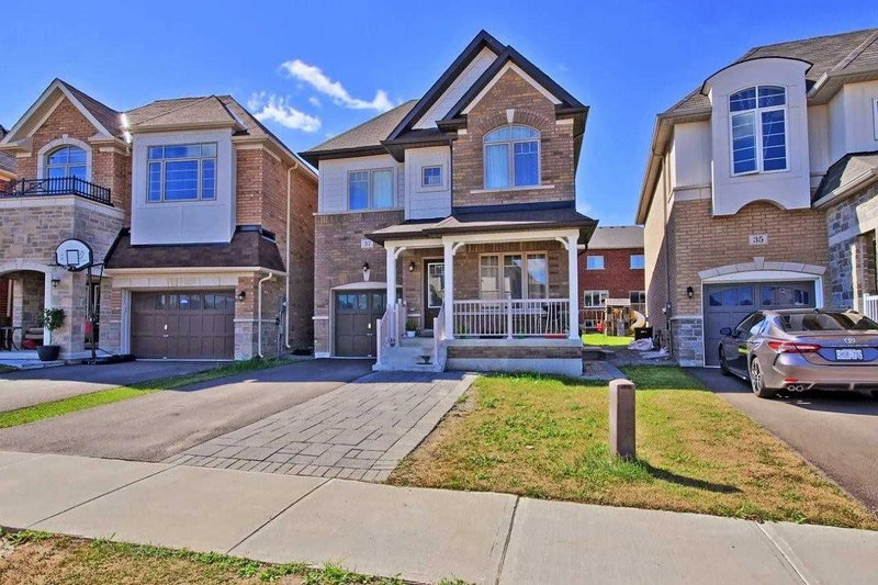 37 Kavanagh Ave, East Gwillimbury, L9N0P6 | Image 3