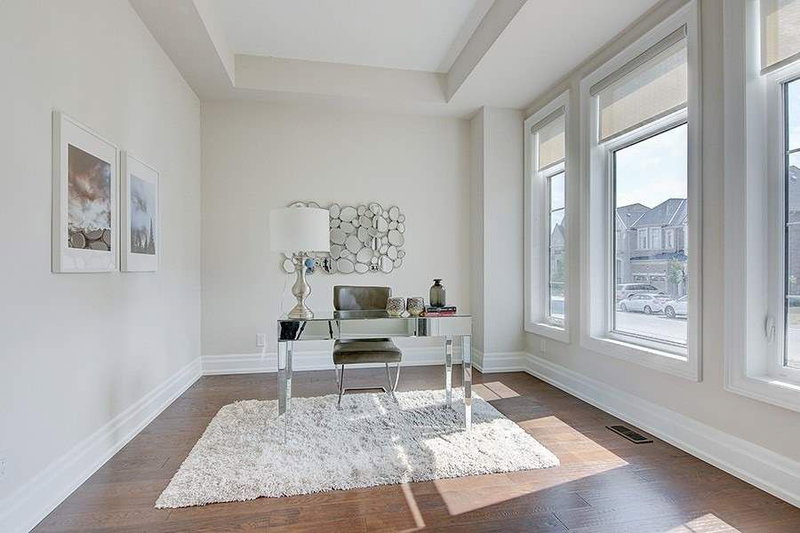 61 Grange Dr, Richmond Hill, L4E1E2 | Image 3