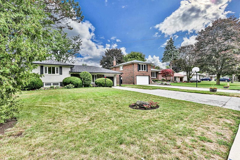 24 Drakefield Rd, Markham, L3P1G5 | Image 3