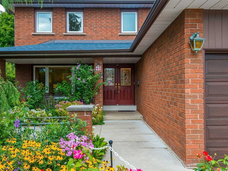 48 Cherry Hills Rd, Vaughan, L4K1M4 | Image 2