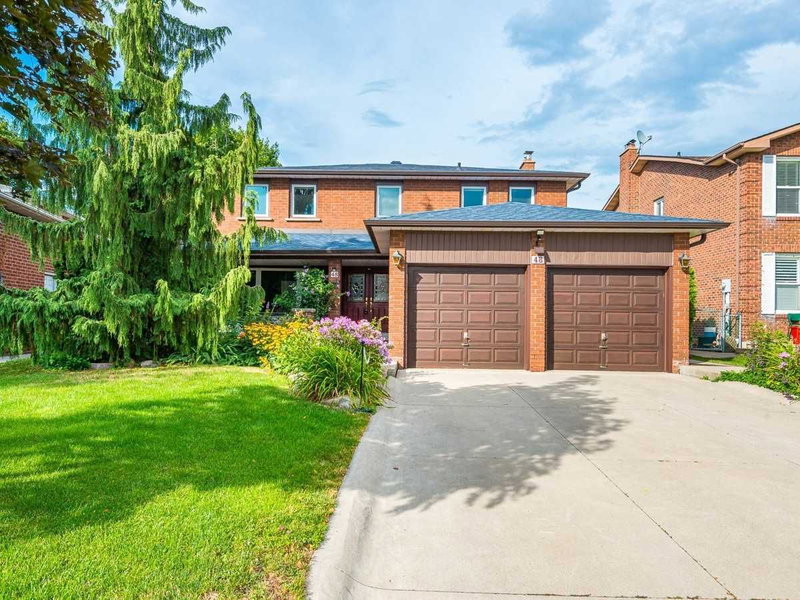 48 Cherry Hills Rd, Vaughan, L4K1M4 | Image 3