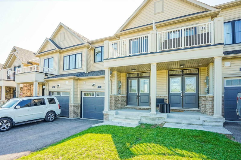 81 Alvin Pegg Dr, East Gwillimbury, L9N0R6 | Image 2