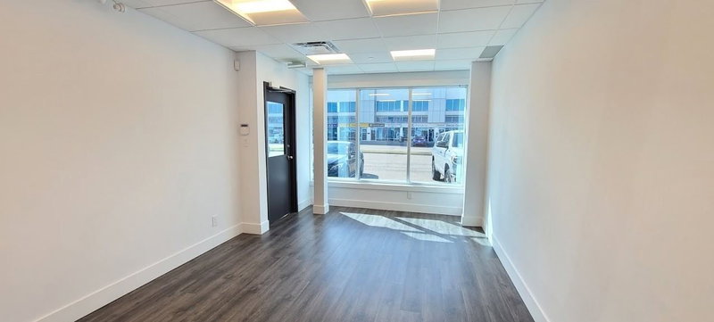 7 - 7611 Pine Valley Dr, Vaughan, L4L0A2 | Image 2