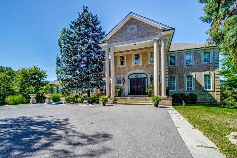 118 Cowan Dr, Vaughan, L4L3E9 | Image 2