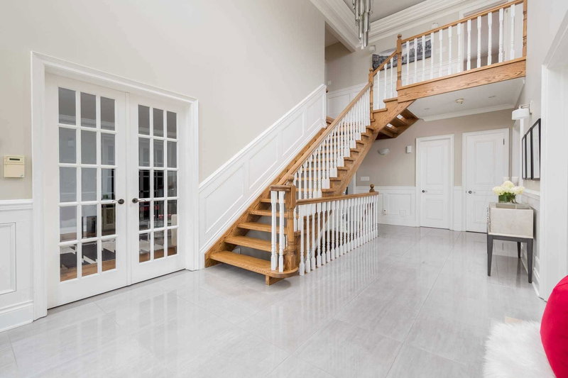 75 Rachelle Crt, Vaughan, L4L1A6 | Image 3