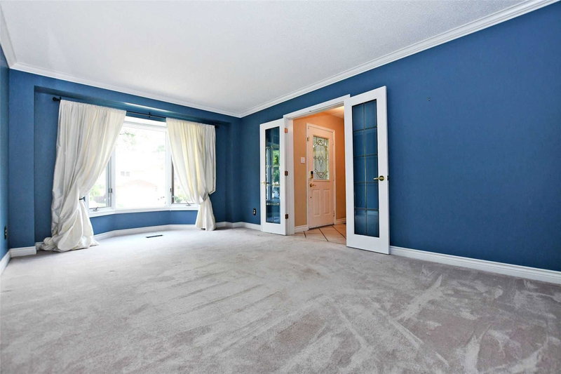 23 Fielding Dr, Aurora, L4G4Z4 | Image 3