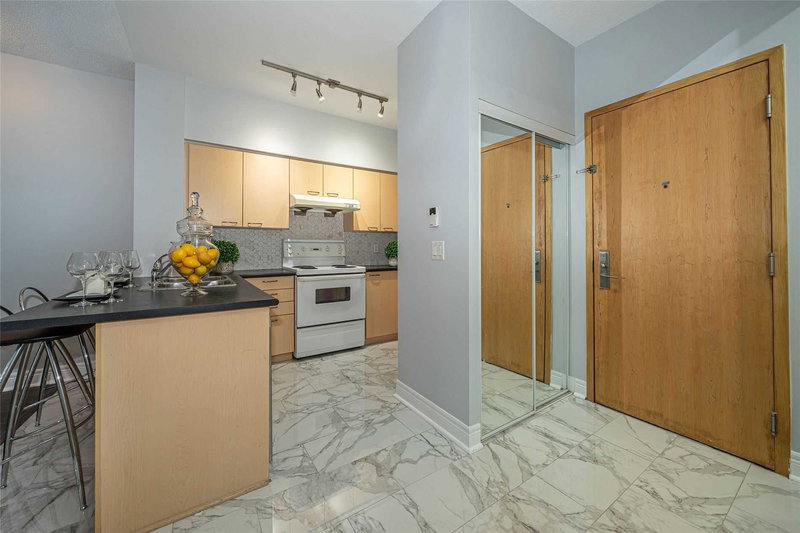 111 - 48 Suncrest Blvd, Markham, L3T7Y6 | Image 3