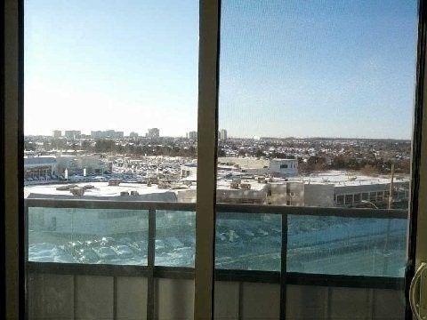 522 - 7161 Yonge St, Markham, L3T0C5 | Image 2