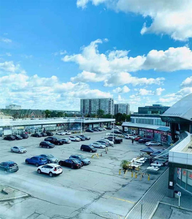 323&325 - 550 Highway 7 E, Richmond Hill, L4B 3Z4 | Image 2