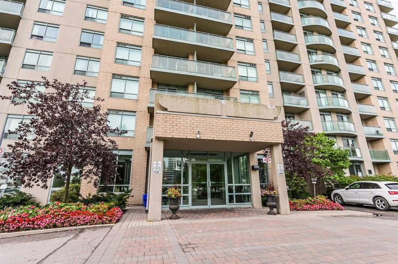 Lph19 - 39 Oneida Cres, Richmond Hill, L4B4T9 | Image 3