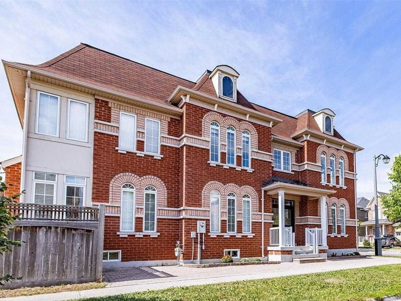 149 Stonechurch Cres, Markham, L6B0L2 | Image 2