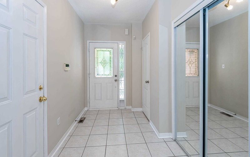 179 Vanguard Rd, Vaughan, L4K5G8 | Image 3